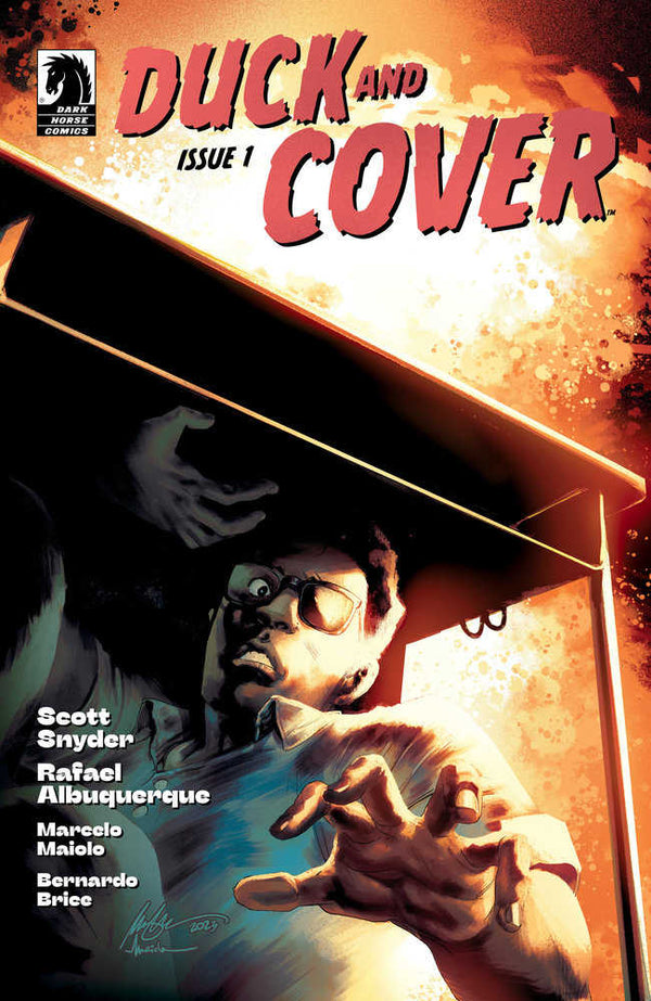 Duck And Cover #1 (Cover C) (Foil) (Rafael Albuquerque)