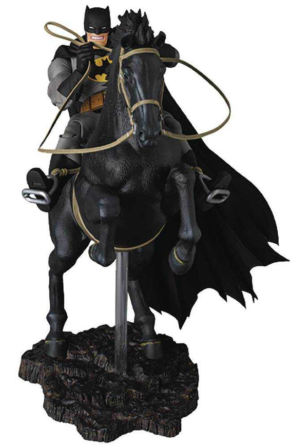 Figura de acción de Batman y caballo Mafex de El regreso del caballero oscuro