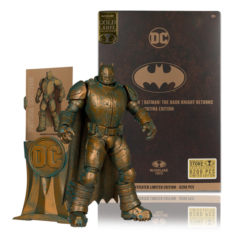 Batman blindado McFarlane DC Multiverse (El regreso del caballero oscuro) Edición con pátina y etiqueta dorada